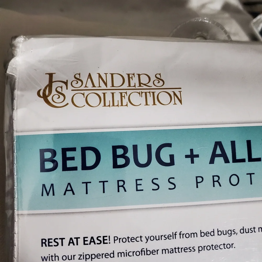 NWT JS Sanders Collection Bedbug & Allergy Mattress Protevtor - Twin